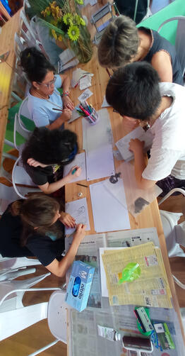 Punta seca en tetrabrik